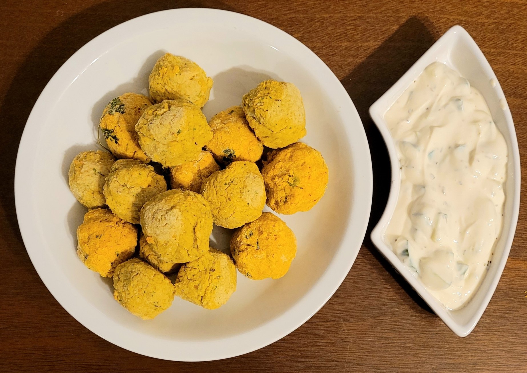 falafel ja tzatziki