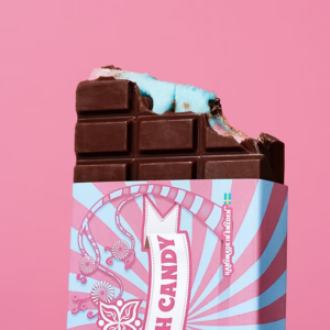 Vegan-Delights-Swedish-Candy-Filled-Bar-suklaalevy-195g